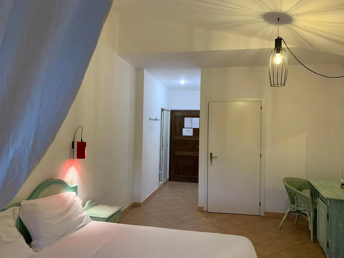 Godo Beach Hotel Baja Sardinia