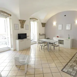 https://appartamento-lovere.it-lombardy.com